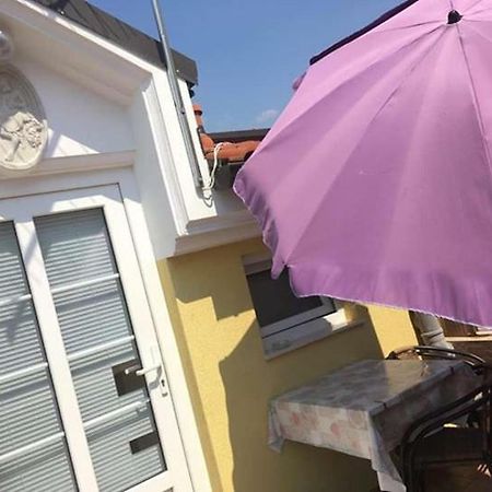 Apartmani Djura Selce Eksteriør billede